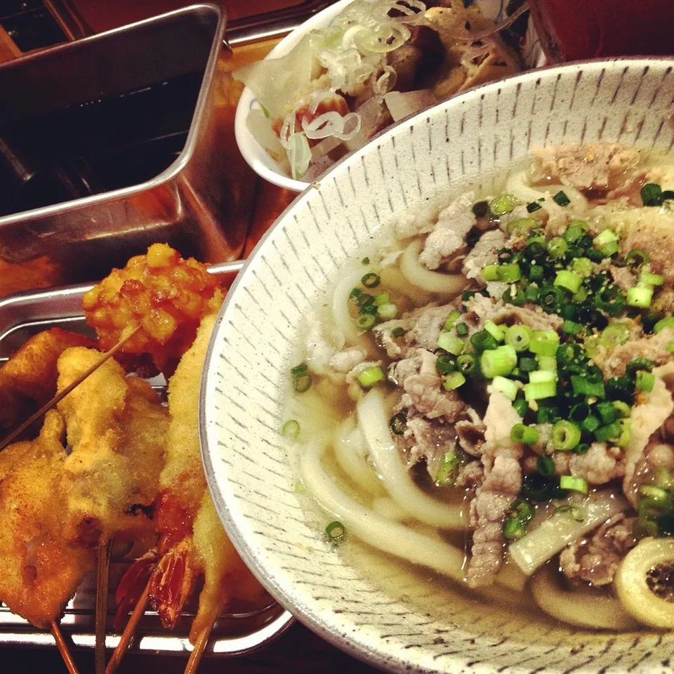 Snapdishの料理写真:串かつ  でんがな   肉吸いうどん|志野さん