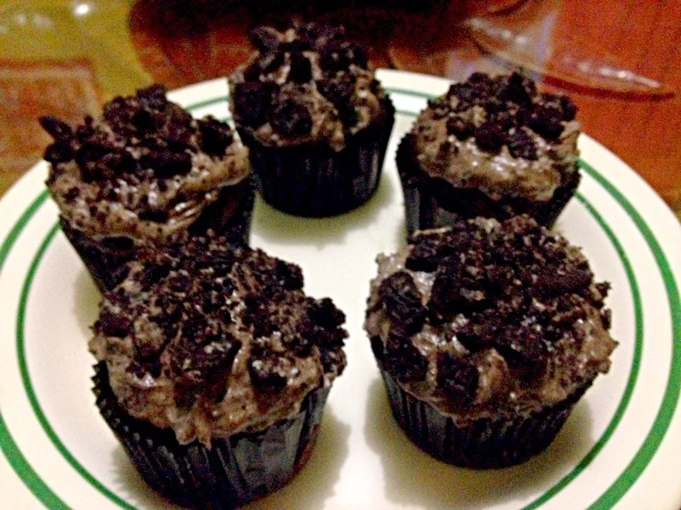 Oreo Cream Cheese Cupcakes|BeChai Bumanglagさん