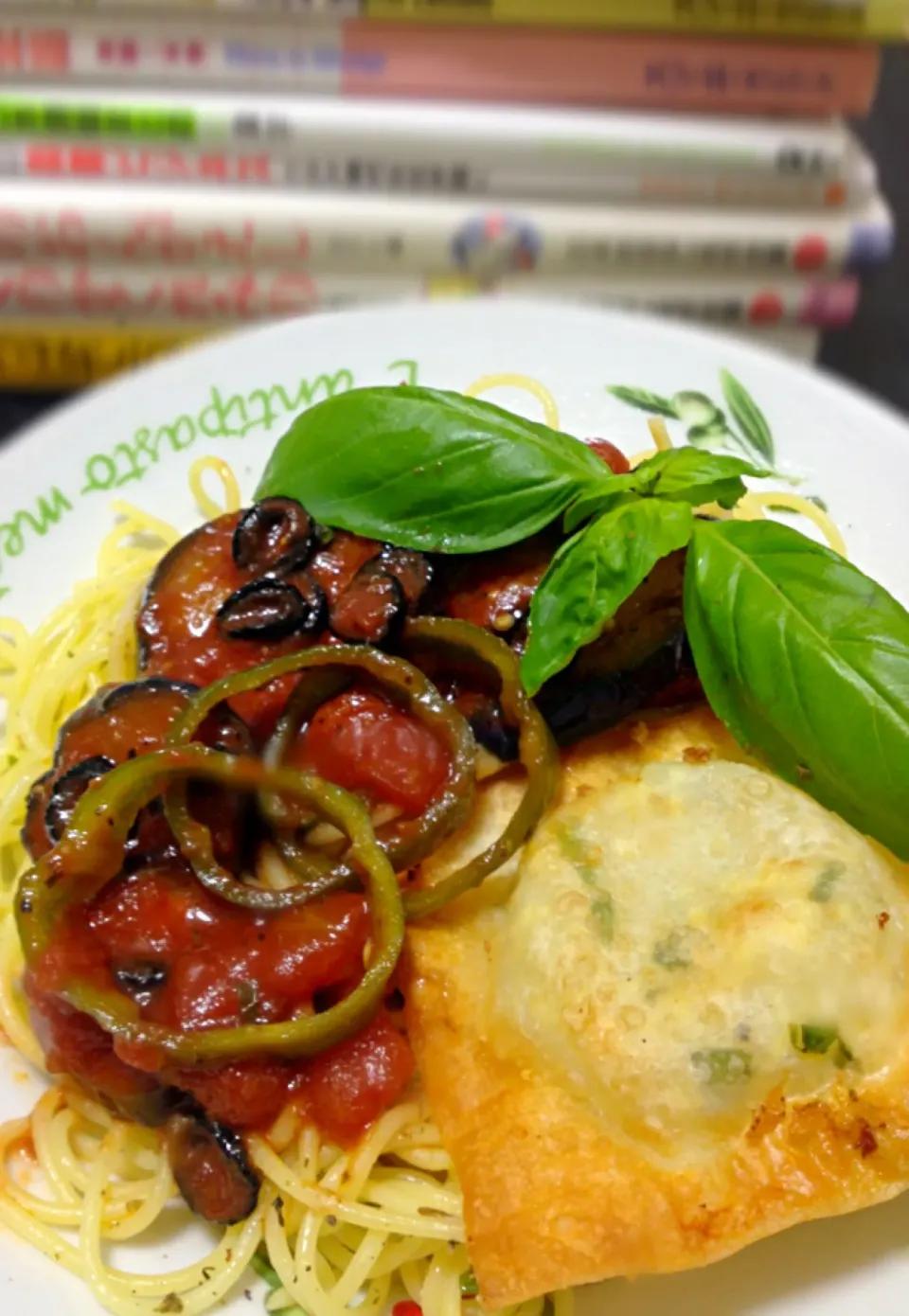 Fresh Pasta in Dried Olives-Fresh Basil-Tomato Sauce Sided with Tofu-Cheese-Basil in Wanton Wrapper|Nyam | 照ちゃんさん