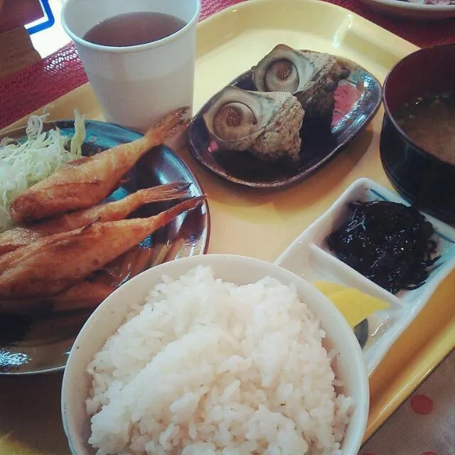 ふぐの唐揚げ定食|腹ペコちゃん♡：)さん