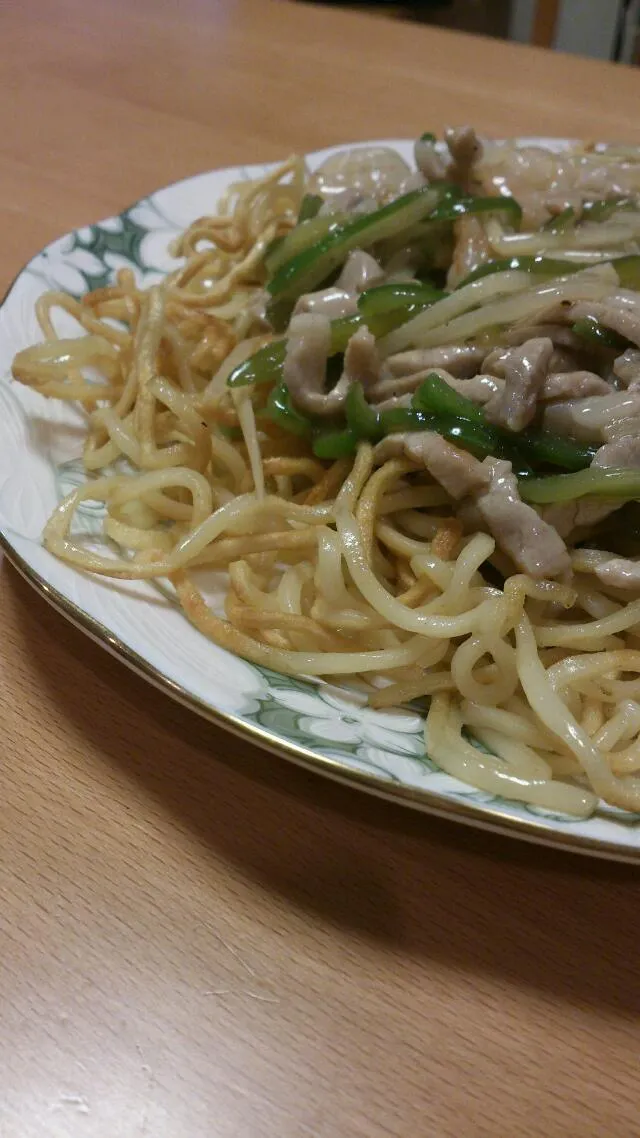 青椒肉絲焼きそば|cookingパパ五郎さん