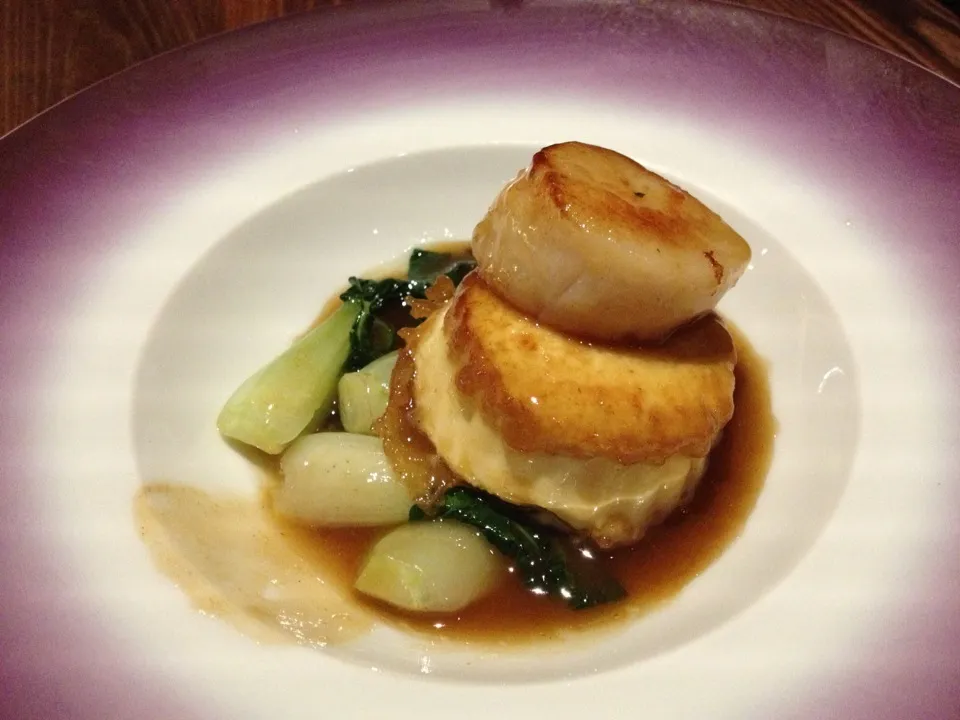 Snapdishの料理写真:Scallop with silk tofu|AmeSabさん