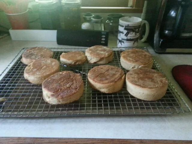 homemade english muffins|Chris C.さん