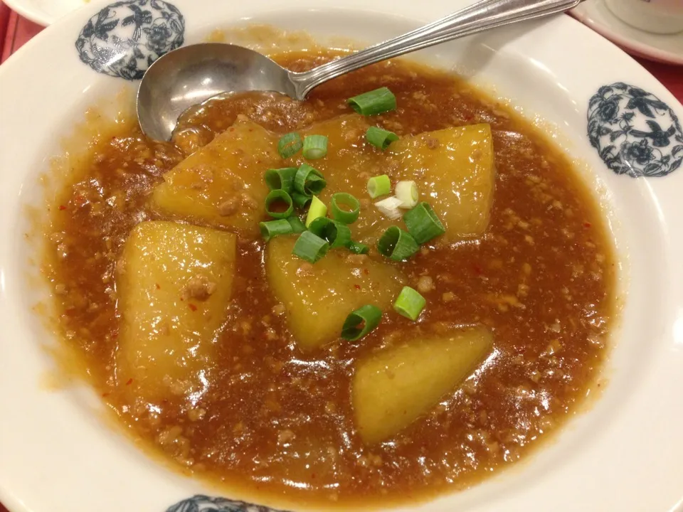 横浜中華街・揚州飯店本店  冬瓜と挽肉のピリ辛煮|ゆうじ.さん