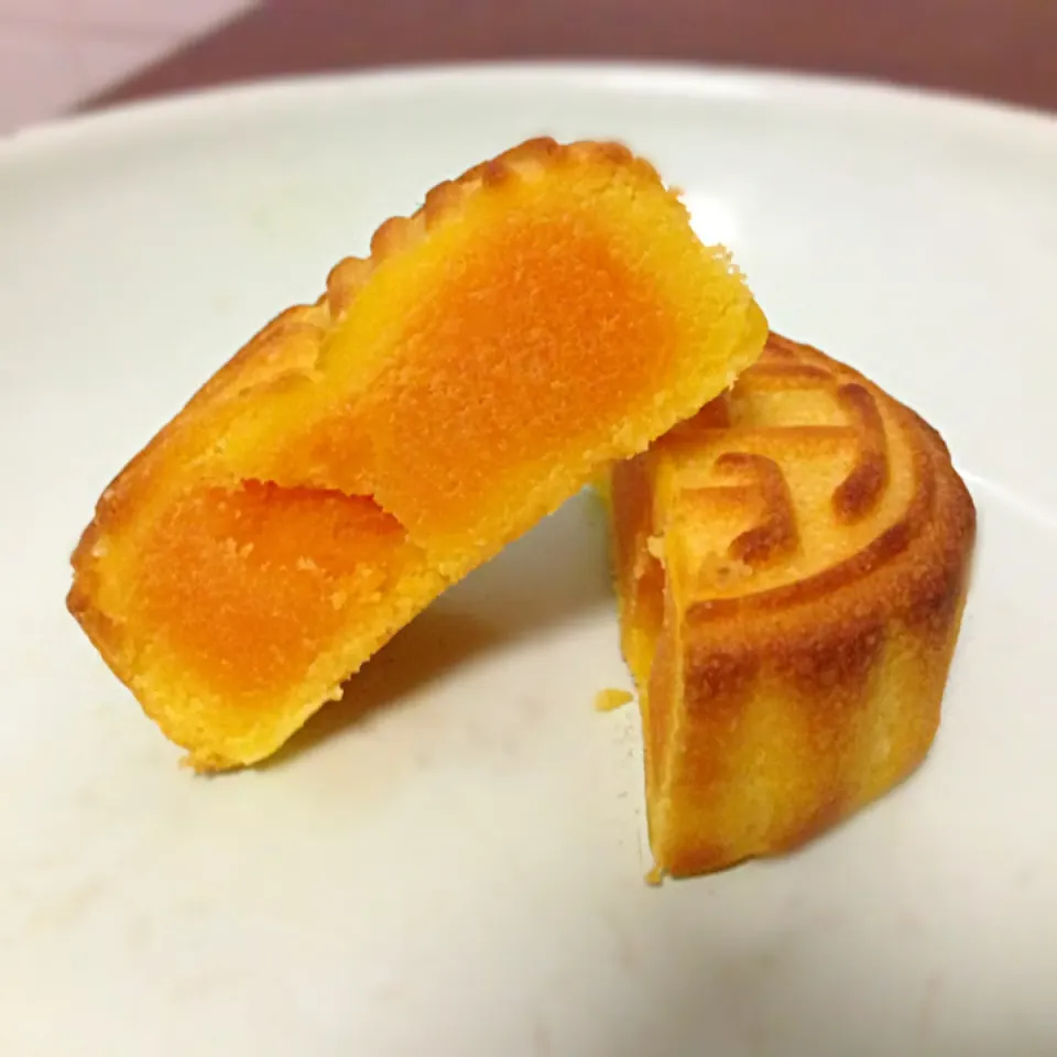 Custard moon cake|willzさん