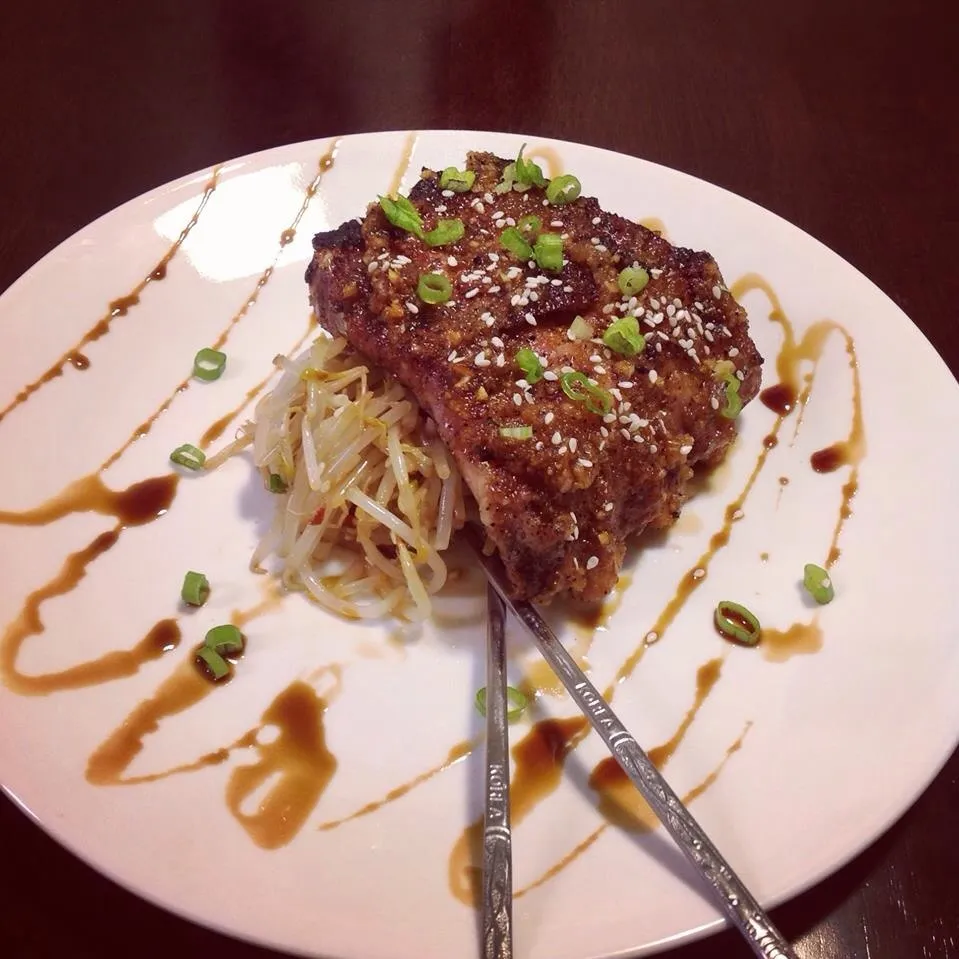 Korean Kalbi Baby Back Ribs and Bean Sprout Salad.|Brian Churchillさん