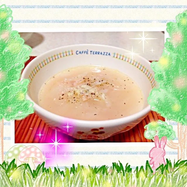 レンチンで簡単玉ねぎスープ😋|みきぴょん♪さん