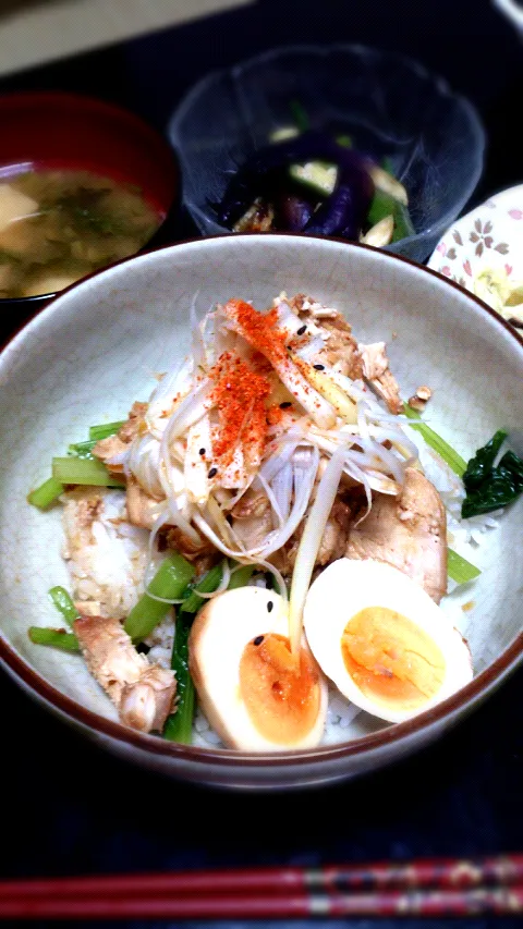 鶏チャーシュー丼|あおいさん