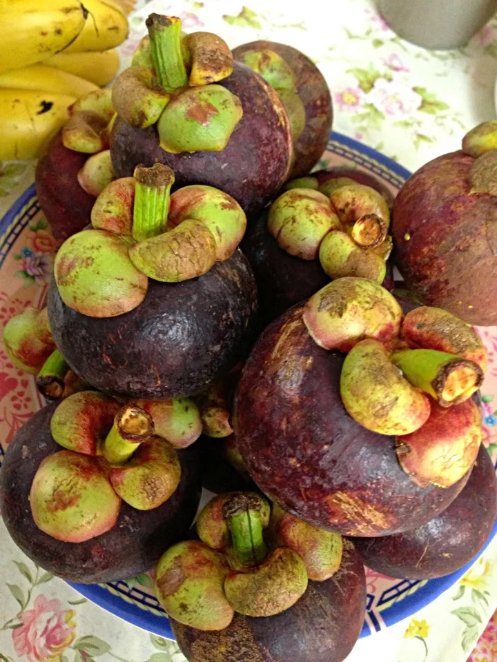 Mangosteens  Love them!|SuperNuj Jutamasさん