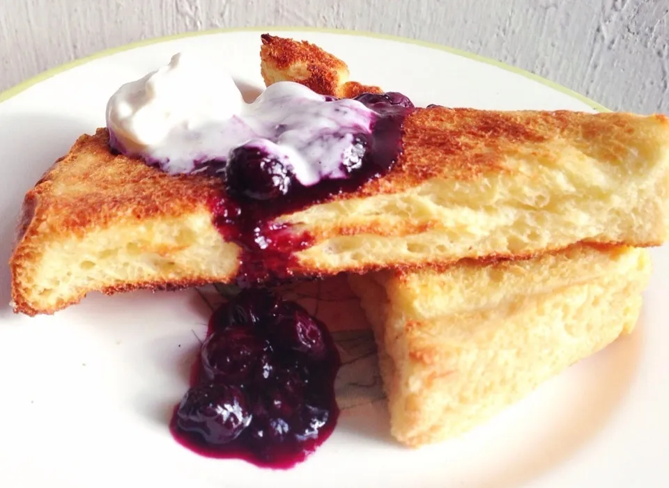 French toast with blueberry sauce|Misstyさん