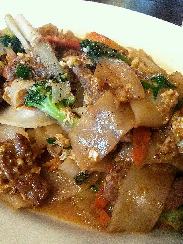 Drunken Noodles|Euna Chungさん