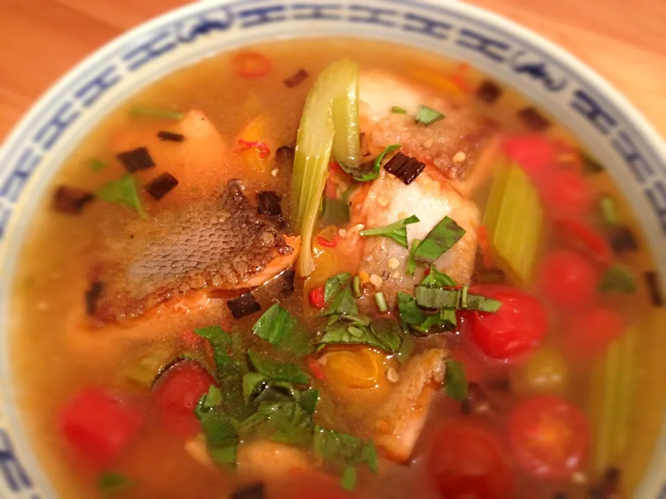 Sweet n sour salmon soup|@namamotoさん