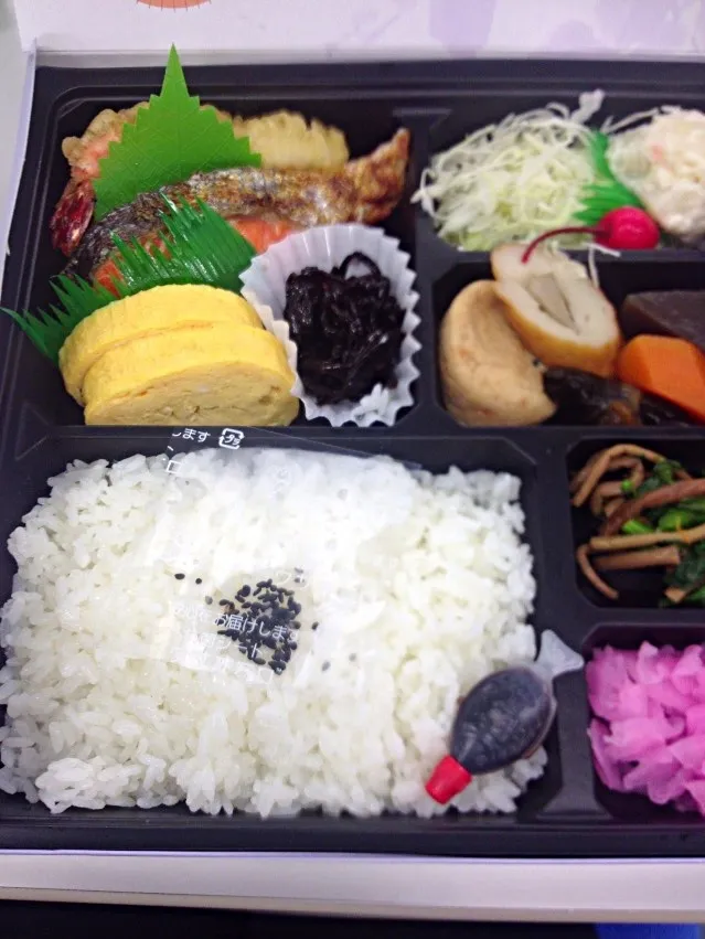 某化粧品メーカーセミナー弁当|まつこさん