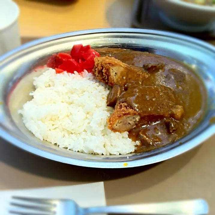 相模豚のメンチカツカレー。メンチ旨し。|土屋幸治さん