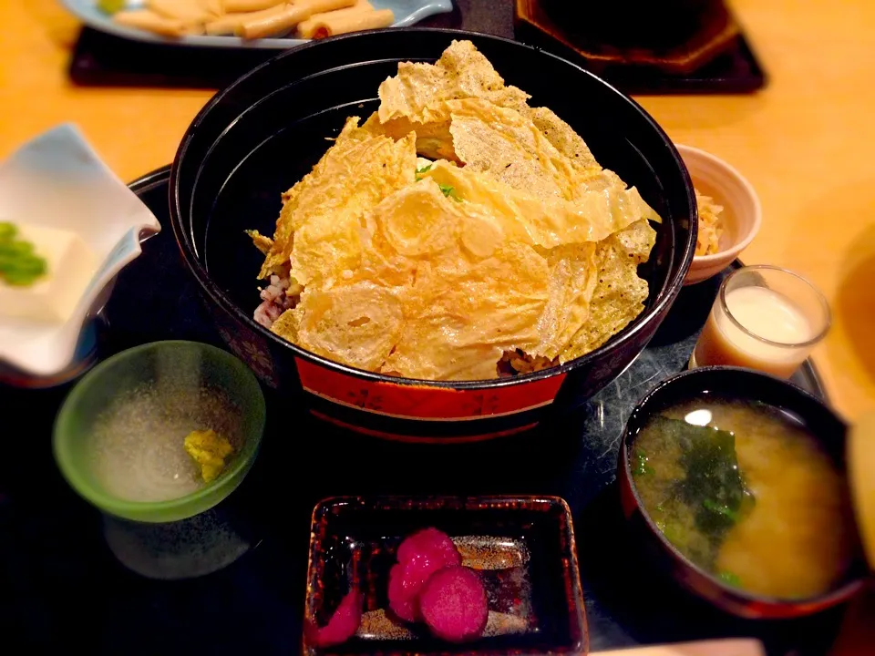 湯葉丼！！IN豆房さん|甘味豆腐さん