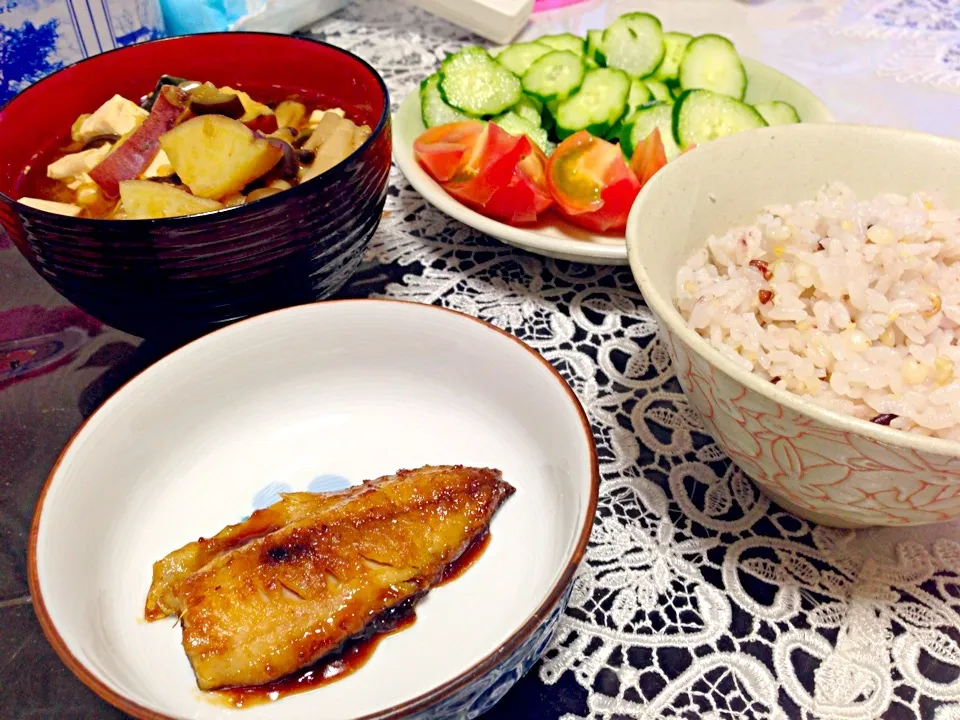 Snapdishの料理写真:鯵の蒲焼きの晩ご飯|やすさん