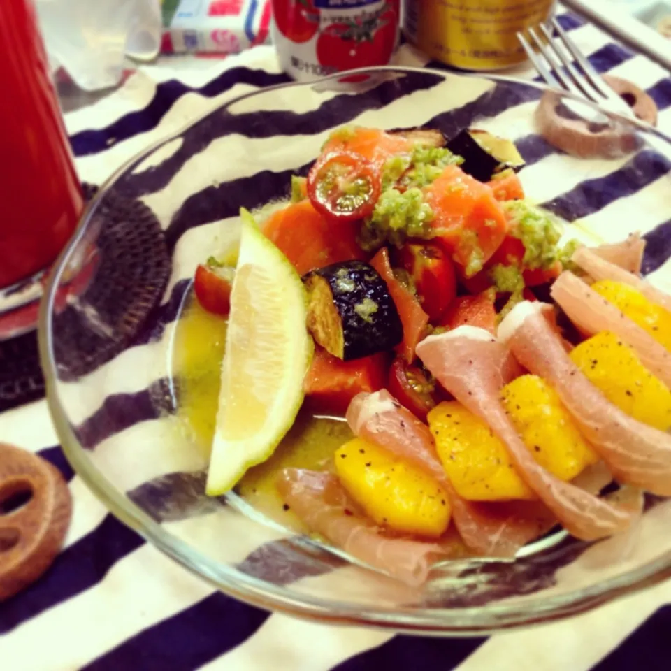 Snapdishの料理写真:今日の休日トモコンダテおつま🍺🍅💚🍴💨|🇯🇵ともこちゃん。さん