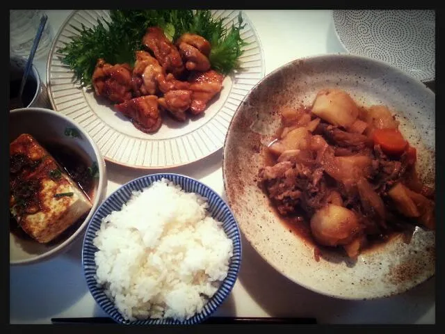 いつもの晩ご飯♡肉じゃが&鶏の甘酢煮&自家製タレの冷奴|kojikojiさん