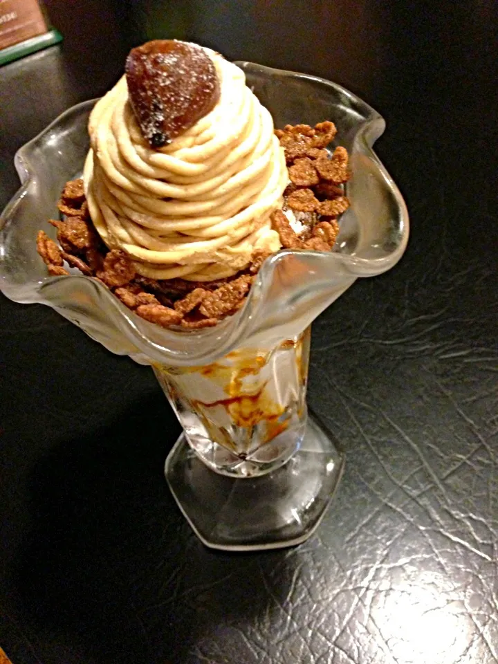 モンブランパフェ|Kayo Hatsumiさん