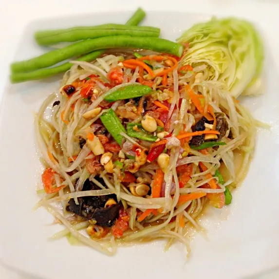 Spicy Papaya Salad "SOMTUM"|nicky tangさん