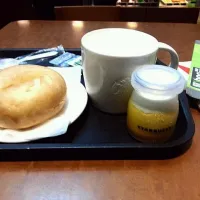 STARBUCKS®|吳岳霖さん