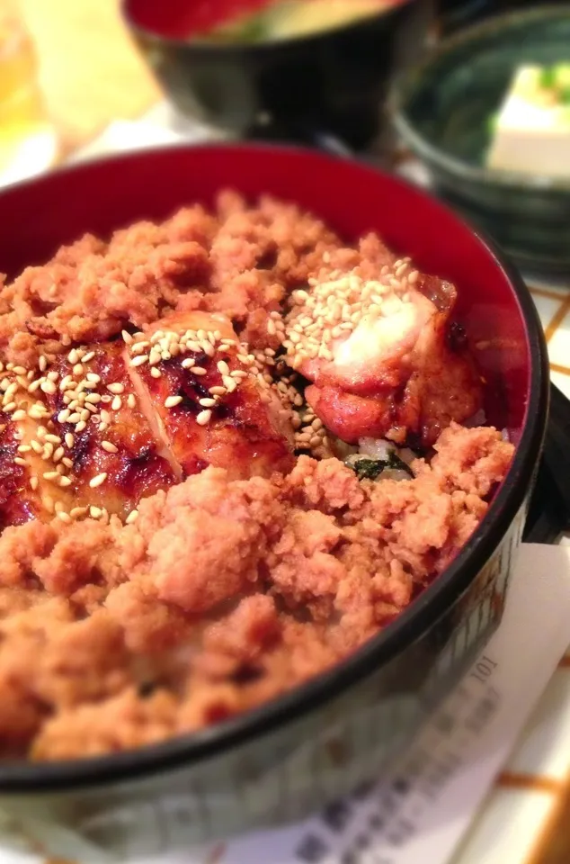 Snapdishの料理写真:鶏まぶし丼定食|寺尾真次さん