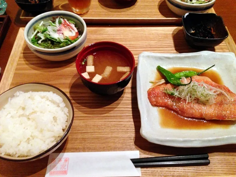 白身魚な煮付け定食|chan mitsuさん