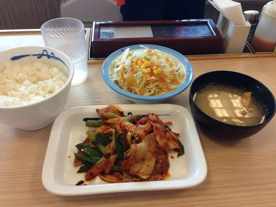 豚キムチ定食 580円|daisukeさん