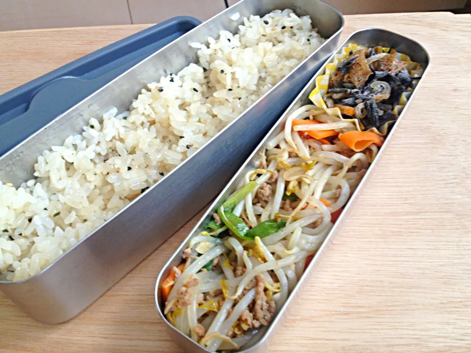 お昼のお弁当：野菜炒め、ひじきの煮物|leezaspider1991さん