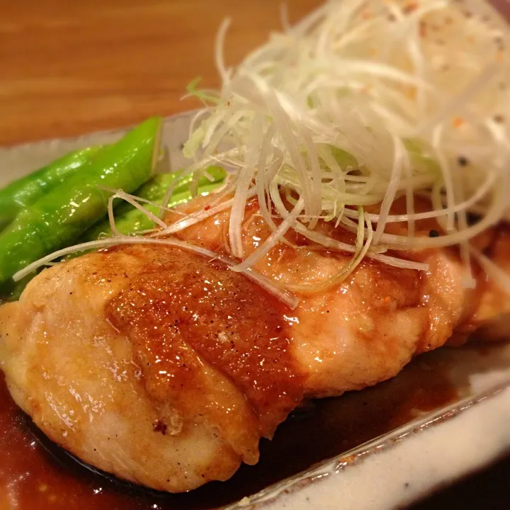 鶏むね肉のバター醤油照り焼き|きのこ家さん