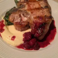 Snapdishの料理写真:grilled pork chop+white bean tahini puree+grilled escarole+blackberry gastrique|mike cさん