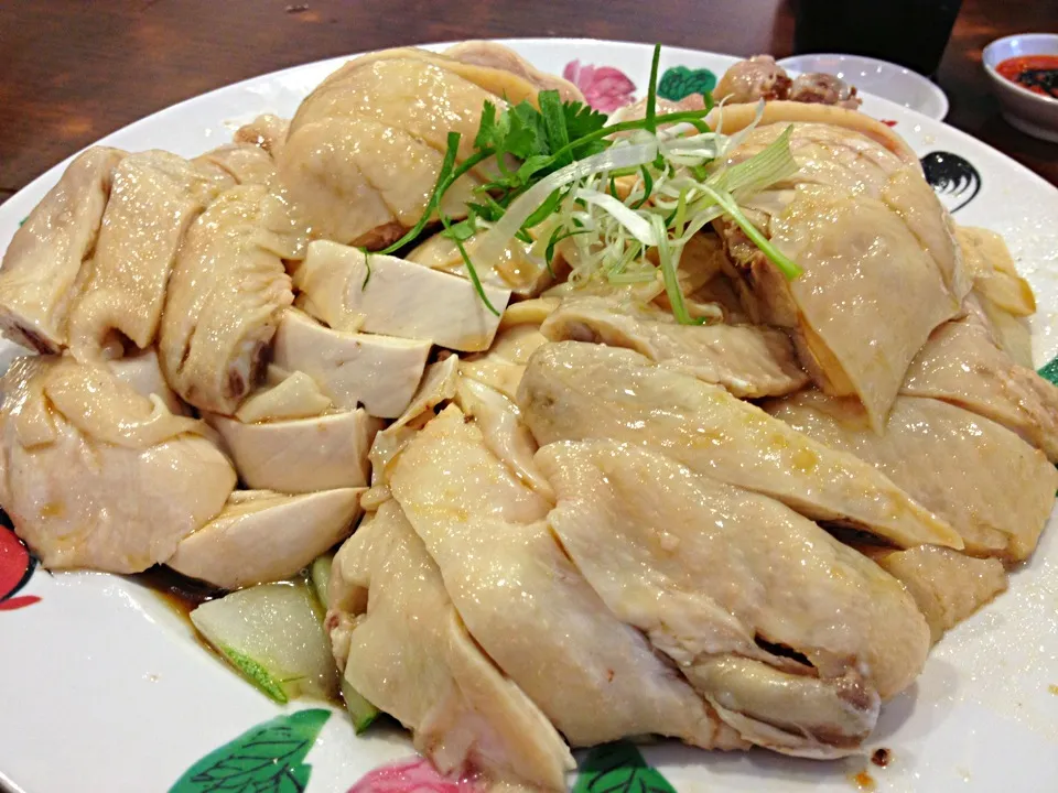 Steamed whole chicken|Nicholas Tayさん