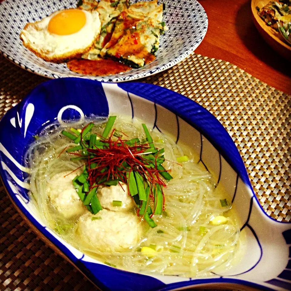 鶏団子春雨スープとチヂミ的なもの|まる(丸大豆)さん