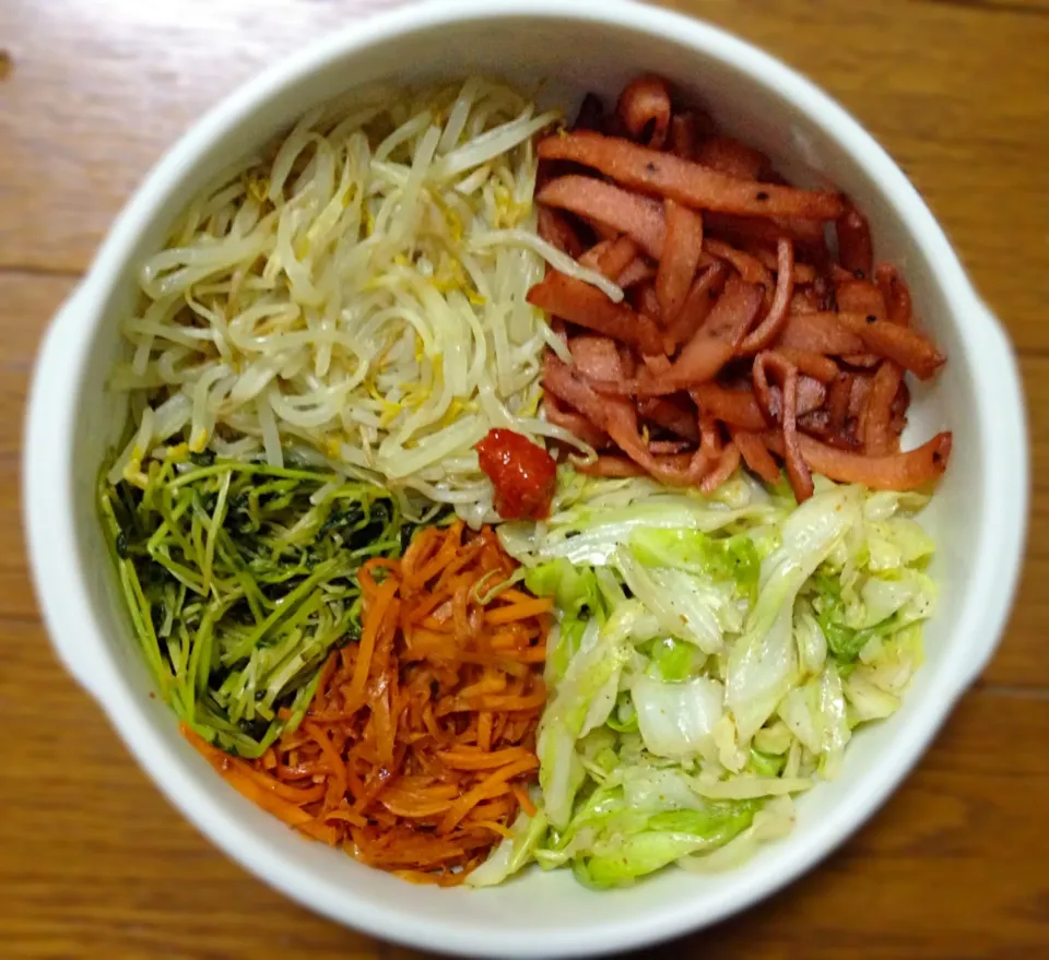 Snapdishの料理写真:Bibimbap|Nyam | 照ちゃんさん