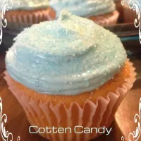 Cotten candy cupcakes|mya comstockさん