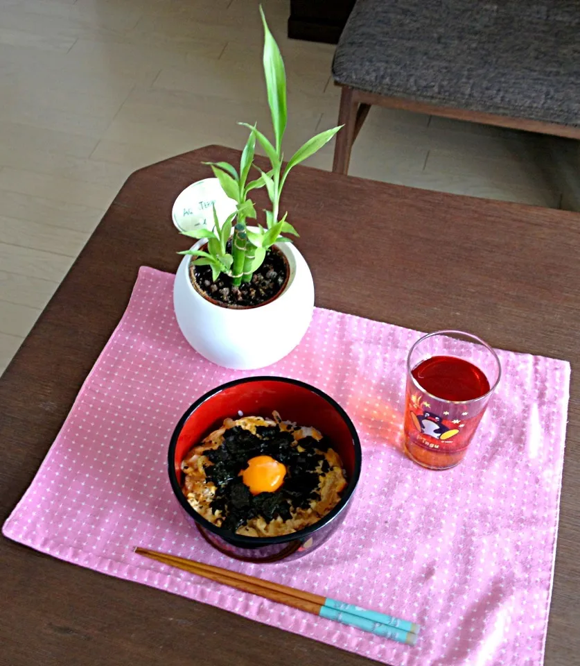 Snapdishの料理写真:親子丼、ルイボスティー|pentarouさん