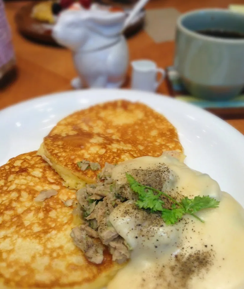 アボカドとツナのパンケーキセット|ヴェローナのパン屋さんさん