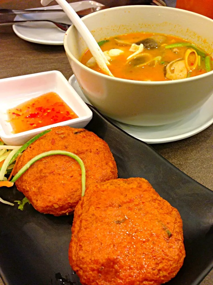 Thai Fish Cake & Tom Yam Soup|Carol Pohさん