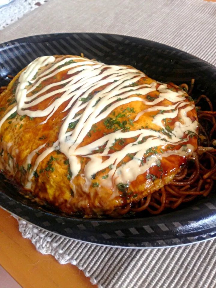 ローソンのオム焼きそば|も あさん