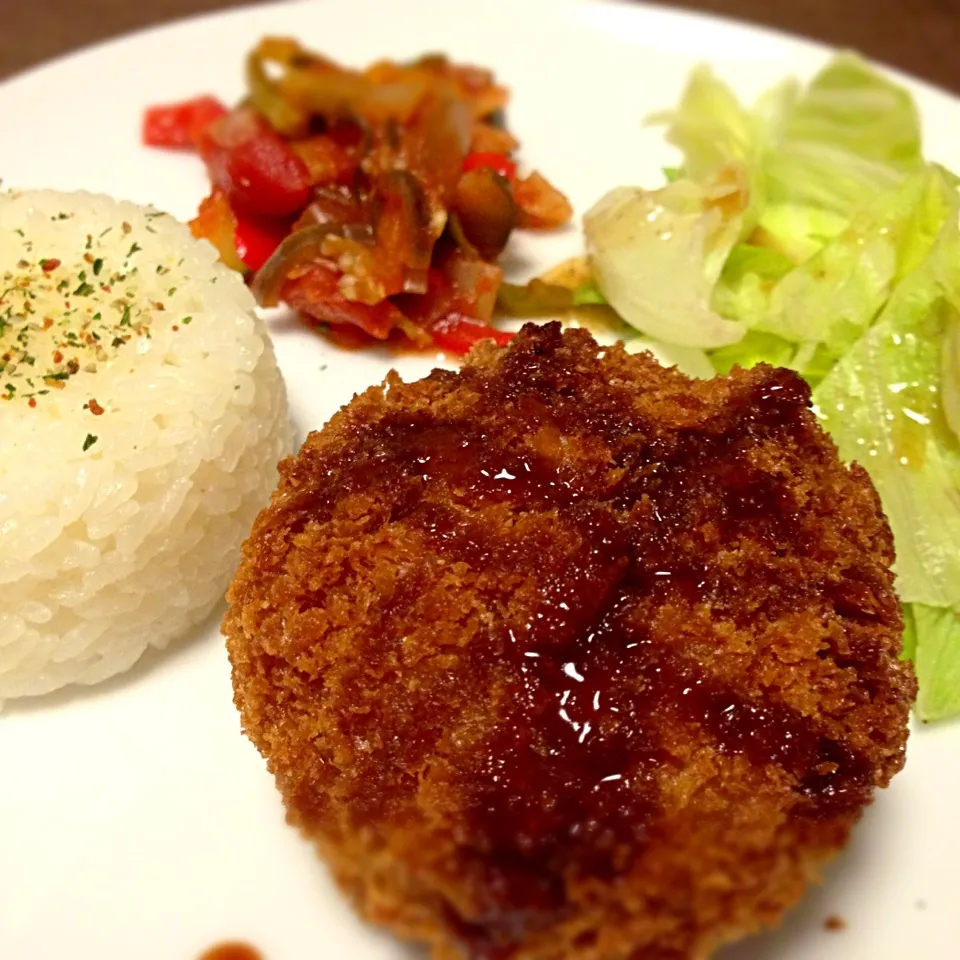 夕ご飯はワンプレートにしてみた(๑❛ڡ❛๑)|佐倉さん