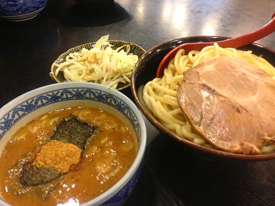 つけ麺 中盛り、ちょこっと野菜、チャーシュー|hiroさん