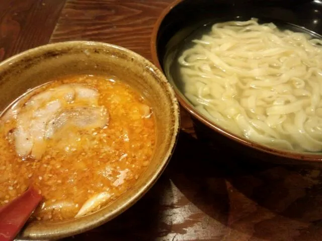 Snapdishの料理写真:極太平打ちつけ麺 味噌 背脂こってり|サイファさん