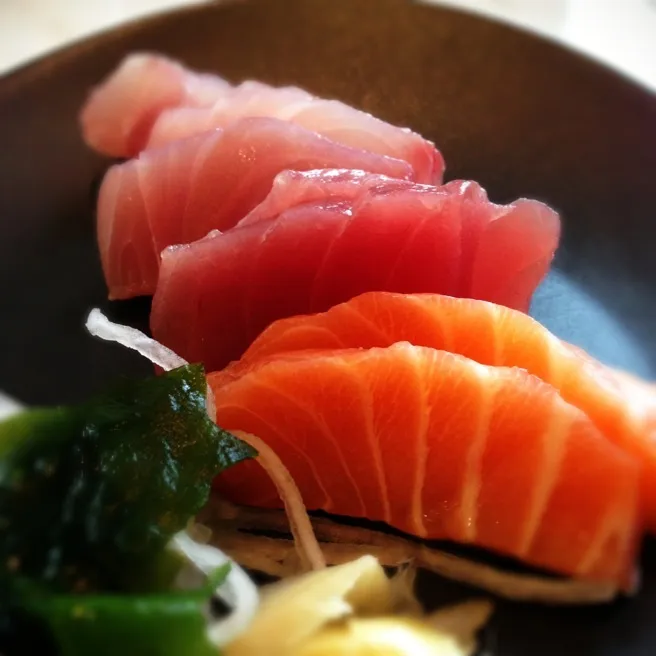 Raw Fish, Sasimi|Sam: photos by iPhoneさん