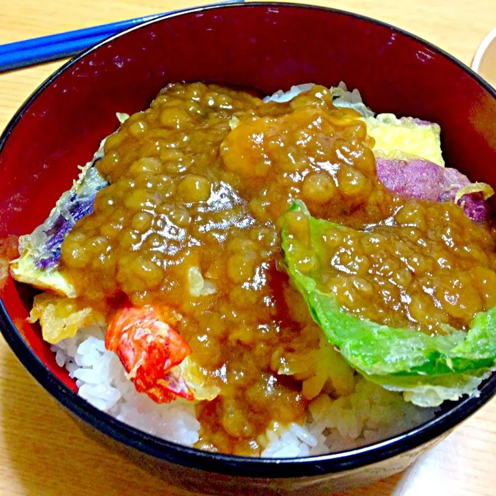 タレで素材が隠れた天丼☆|ちっちさん