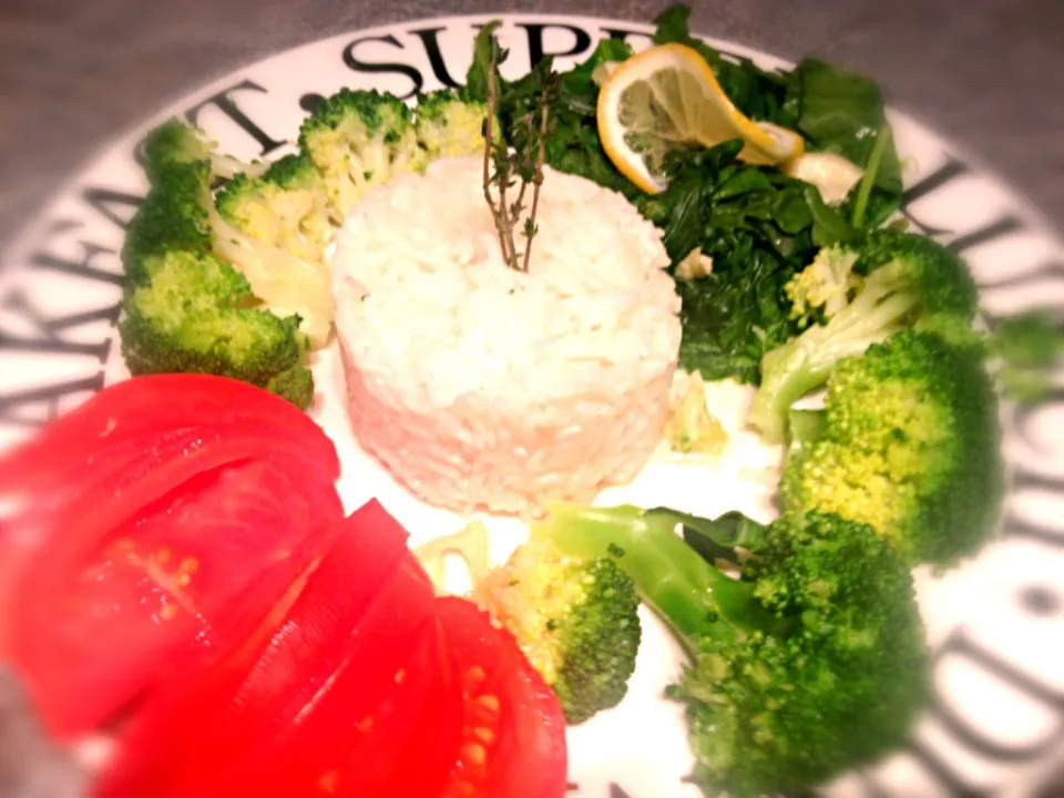 Snapdishの料理写真:Rise and vegetable|Yanchevaさん