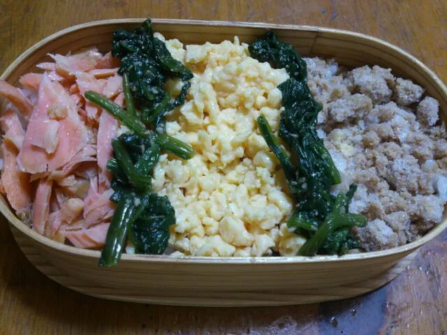 そぼろ3色弁当|maさん