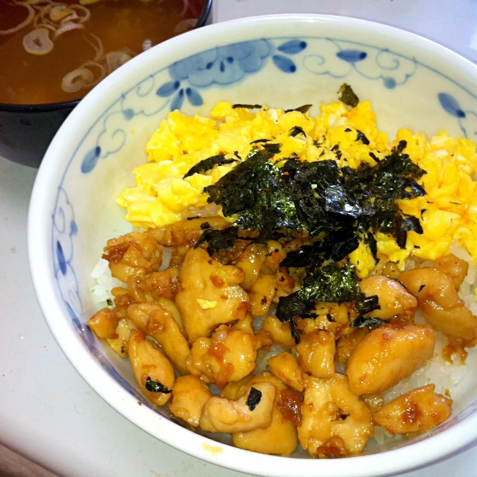 ささみで鶏そぼろ丼|えぞじかんあかりさん