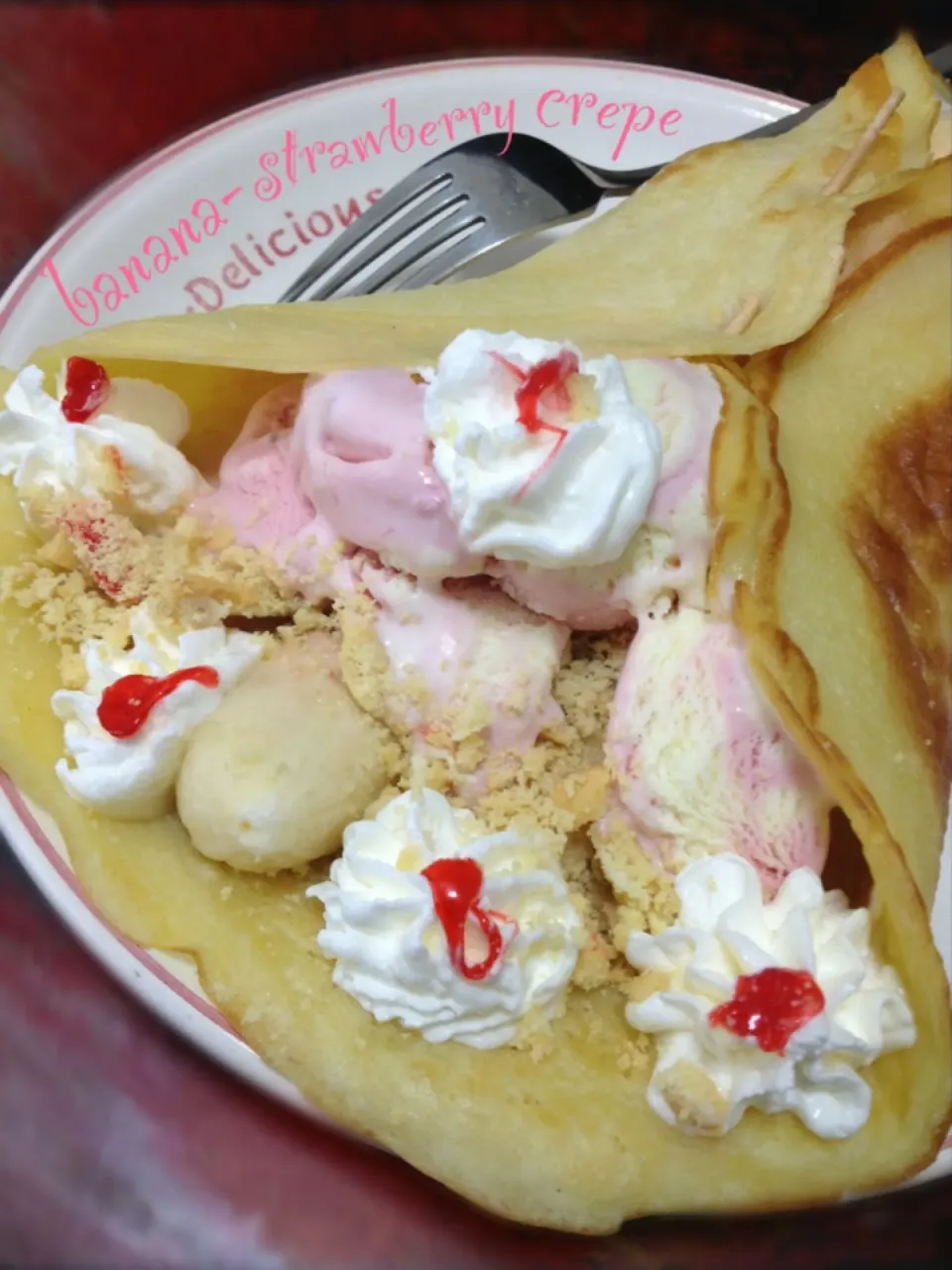 Banana-Strawberry Crepe 💕|Nyam | 照ちゃんさん