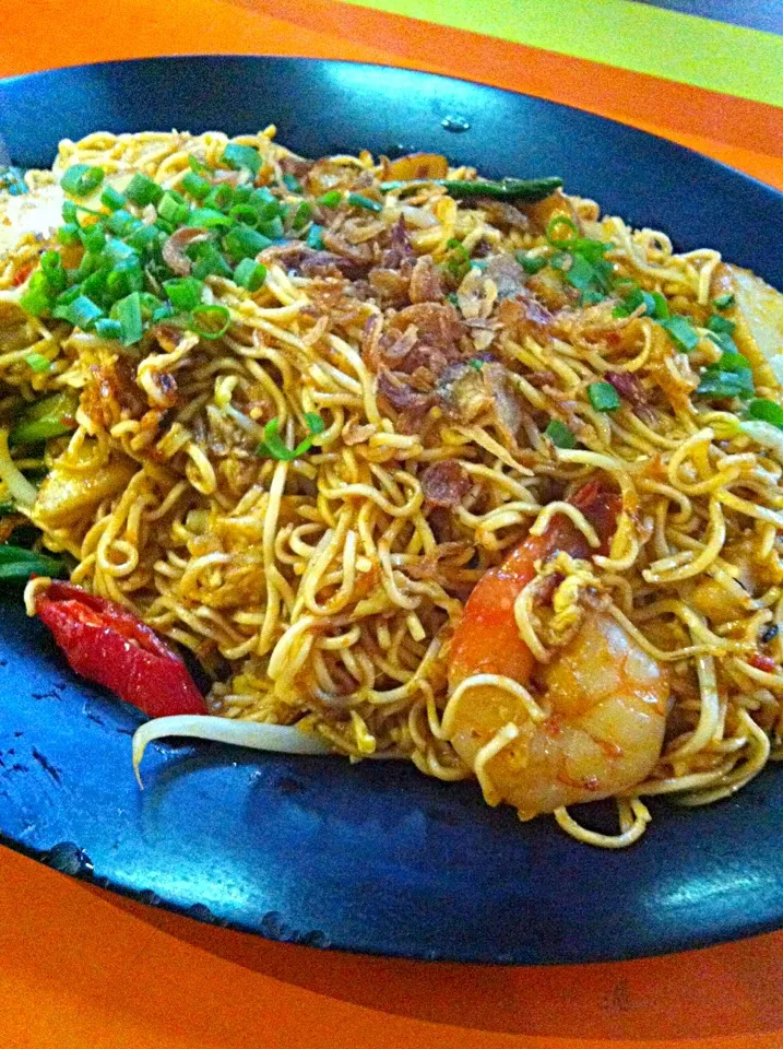 Indian-Malay Seafood mie goreng|tiffany chendrainyさん