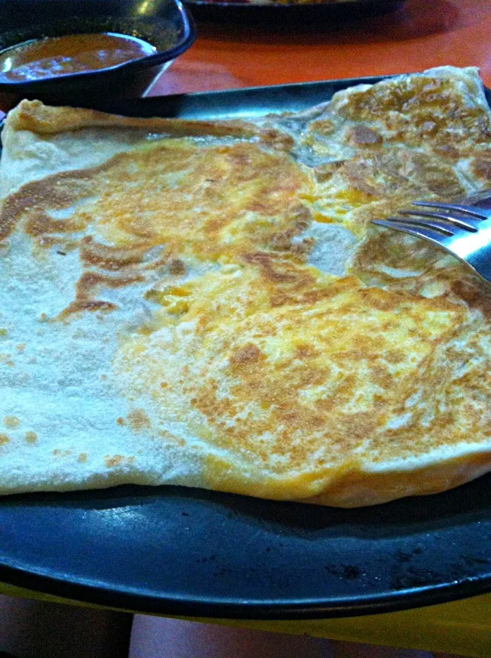 Egg onion cheese prata|tiffany chendrainyさん